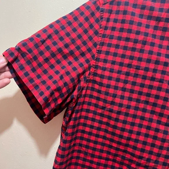 Men’s Large GAP button down Red&Blue Short Sleeve - Picture 4 of 7